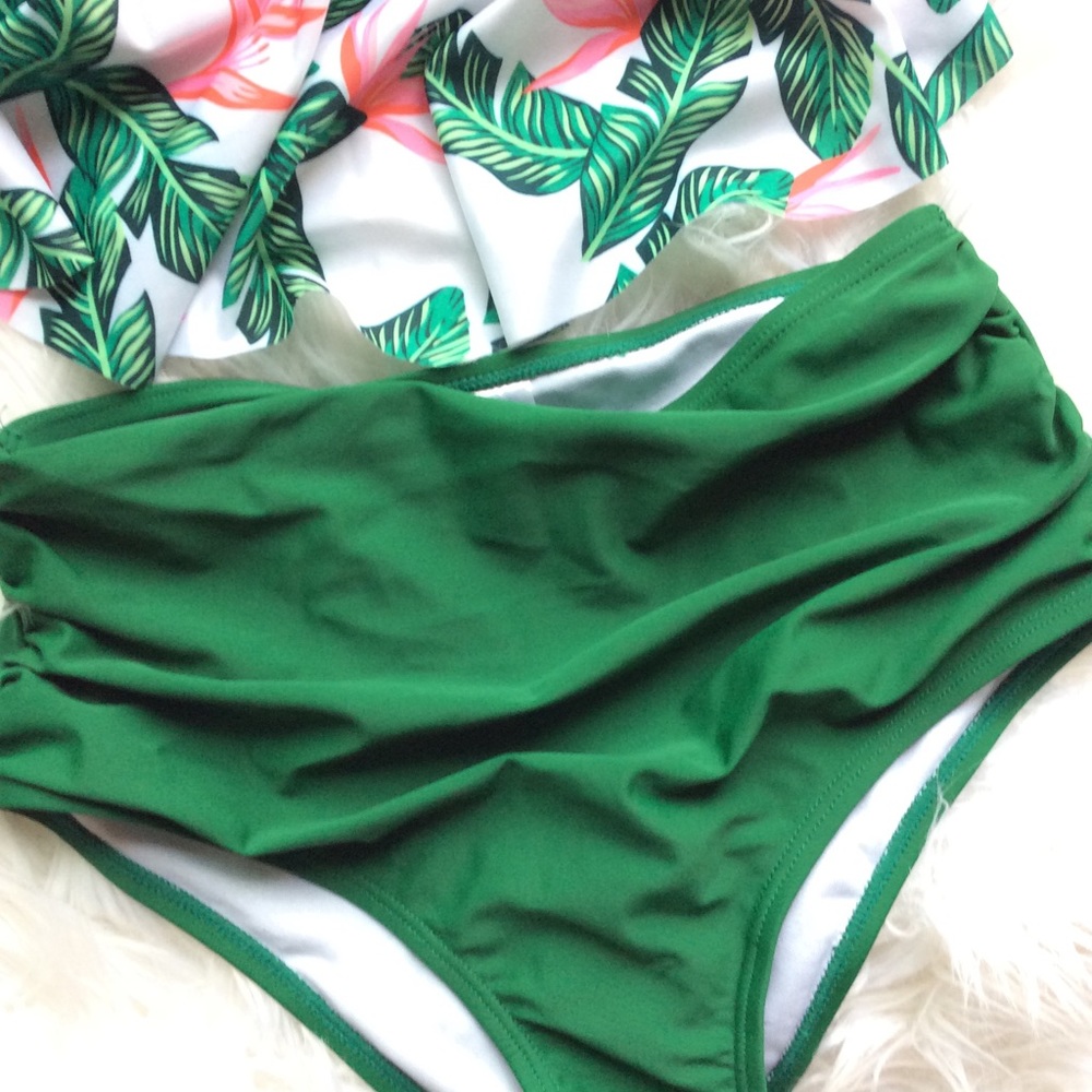BNWT 2-Piece Flounce High Waisted Swimsuit - Picture 6 of 8